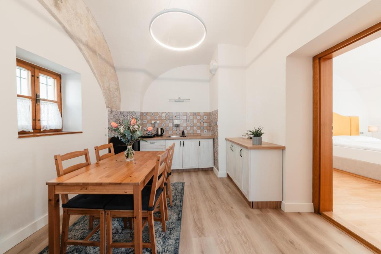 Penzion Austis Znojmo Exterior foto